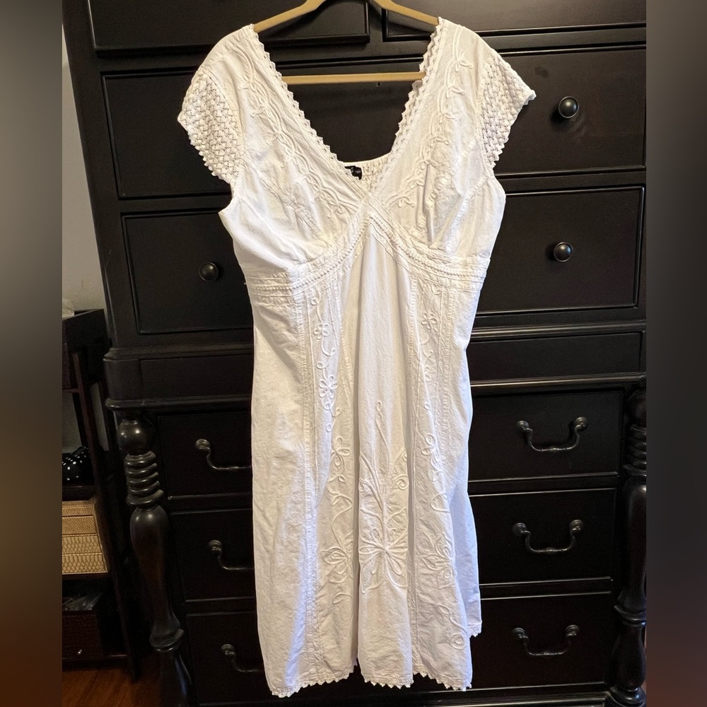 Gretty Zueger Ivory Cotton Appliqué Dress Xl